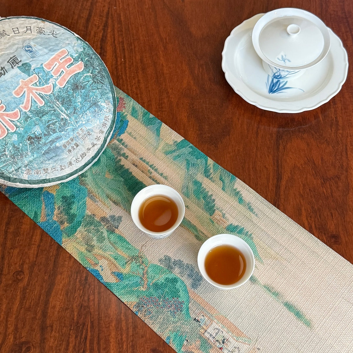 2012 Yunnan Lincang Mengku Raw Pu-erh Tea Cake 6