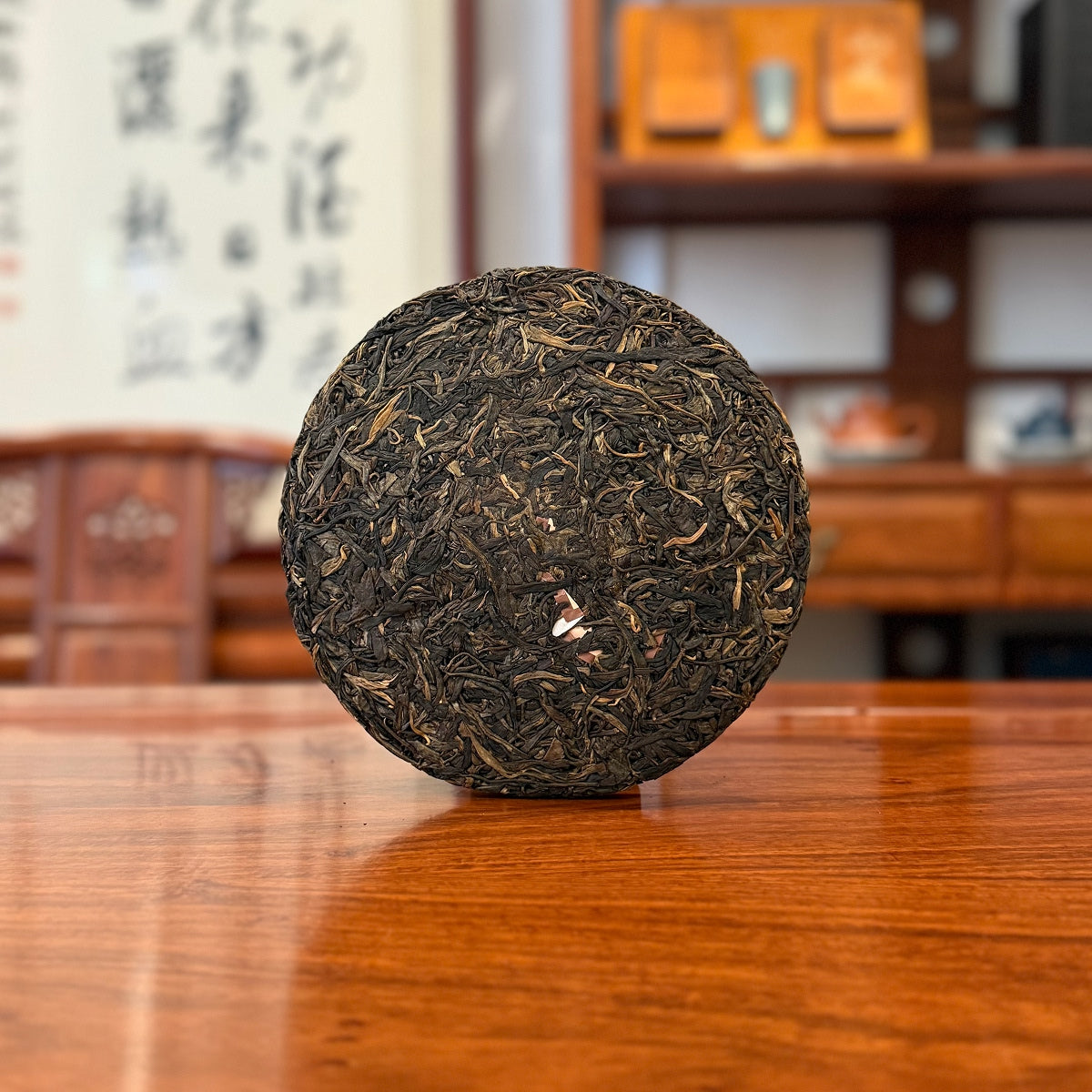 2017 Xigui 'Gu Yun' Raw (Sheng) Pu'er Tea Cake Served in Traditional Tea Room
