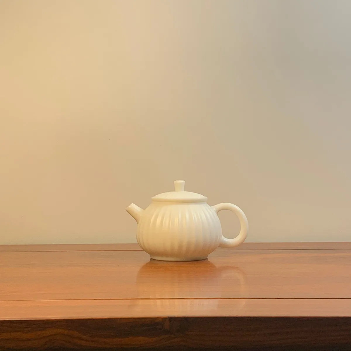 Weiße Gong Fu-Teekanne aus Porzellan – Chinese Tea Group