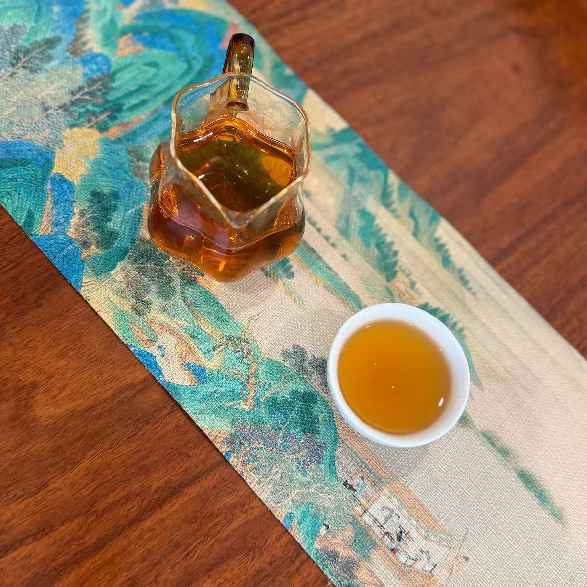 Green tea liquor of Spring Wild Green Tea - 2023 Premium after brewing