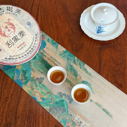 Brewed Tea from 2009 Yiwu Gua Feng Zhai Raw Pu'er Cake (Traditional Method)