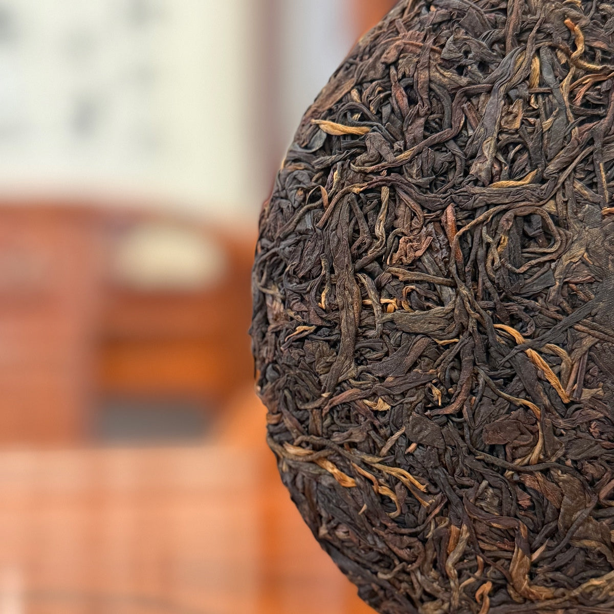 2012 Yunnan Lincang Mengku Raw Pu-erh Tea Cake 2