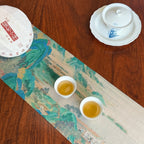 2019 Yunnan Aged White Tea Cake and Brewed Tea Liquor
