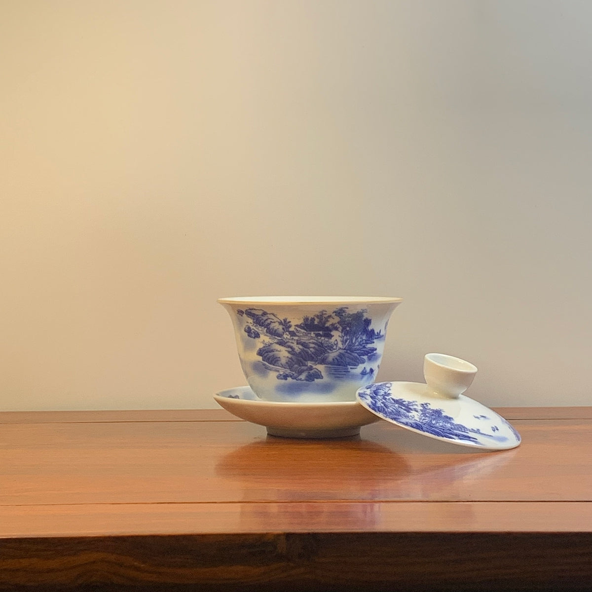 Chinese Gaiwan with 'Landscape Painting' for Gong Fu Tea 4