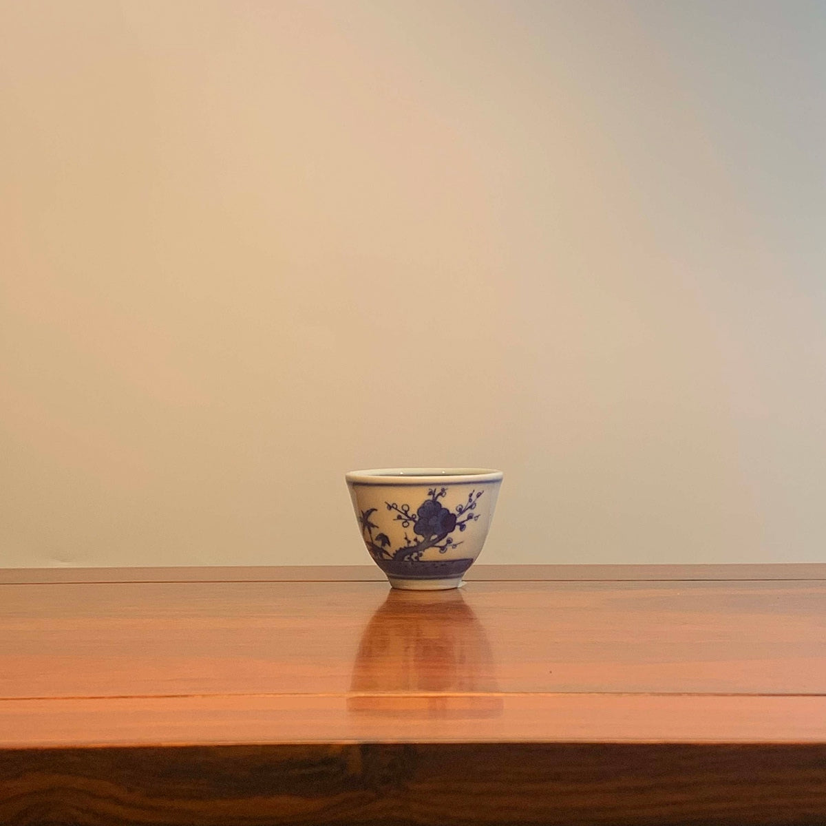 Hand-Painted Gong Fu Tea Cup - Peach Blossom Design 2