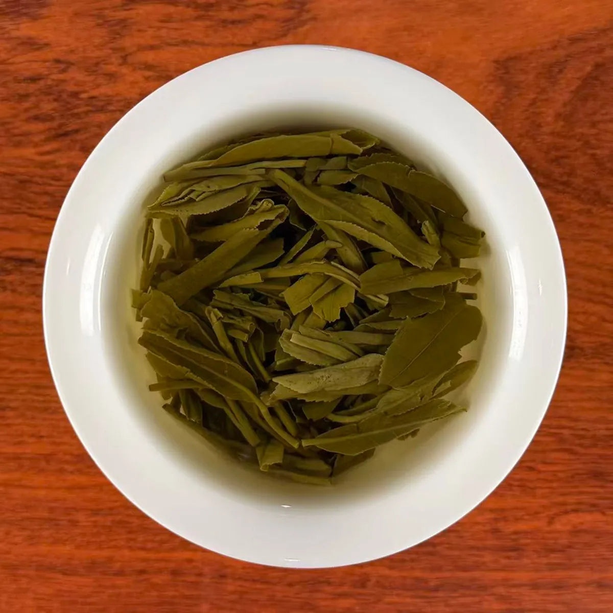 Premium Chinese loose leaves tea sample brewing in gaiwan – Long Jing Green Tea (Dragon Well)