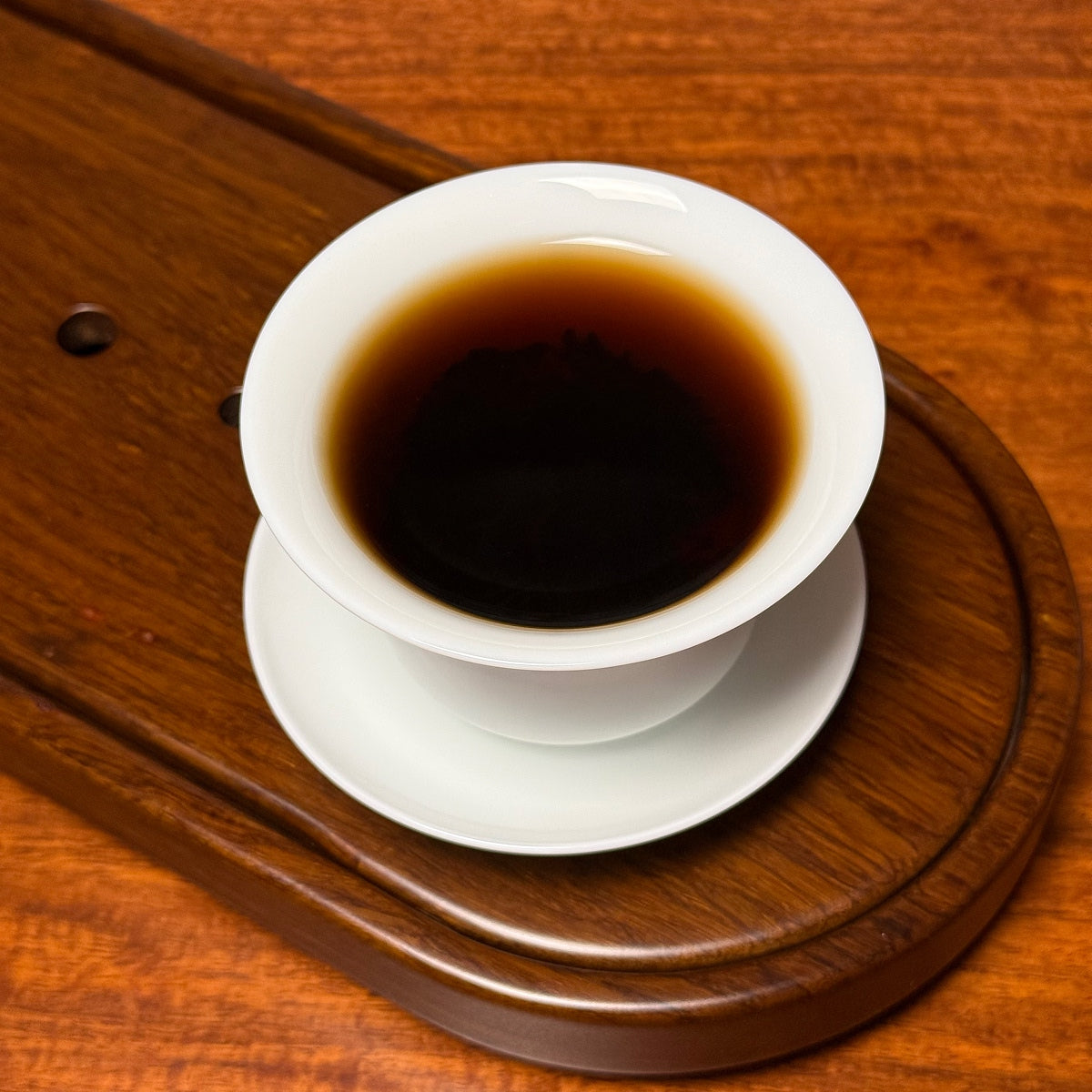 Brewing 2012 Imperial Grade Shou Pu-erh Tea at its origin in Yunnan