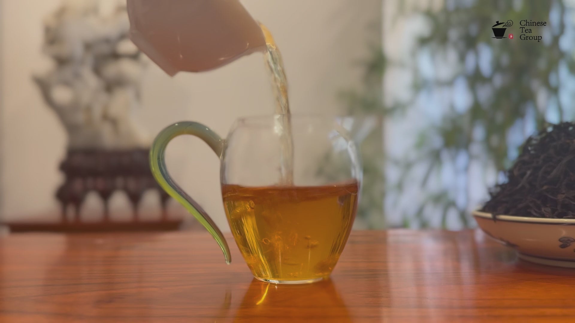 Freshly brewed Phoenix Oolong Tea - 2025 Classic tea liquor at Chinese Tea Group in China