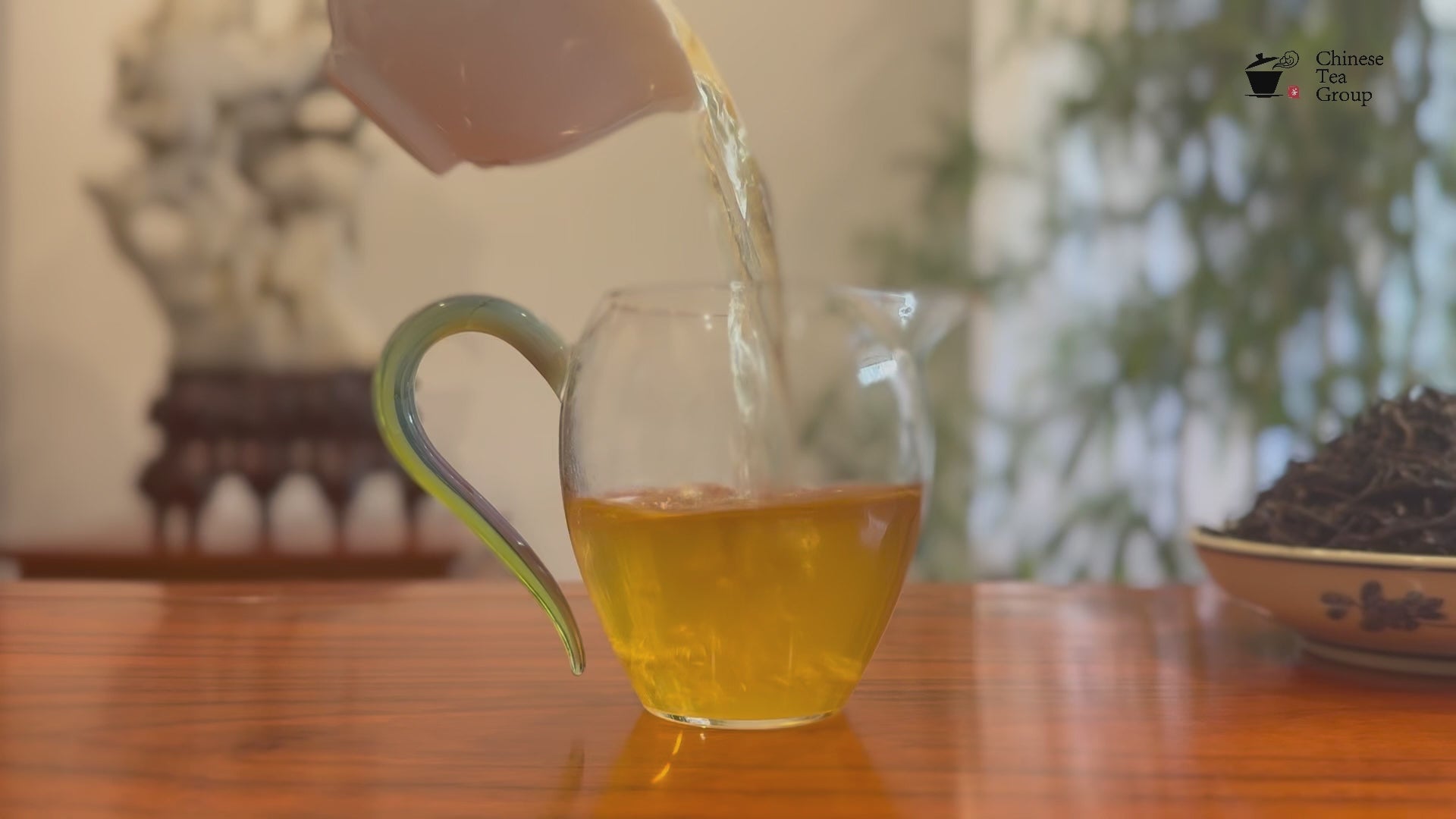Brewing tea liquor of Loose Leaf Raw Pu-erh Tea - 2021 Menghai at Chinese Tea Group