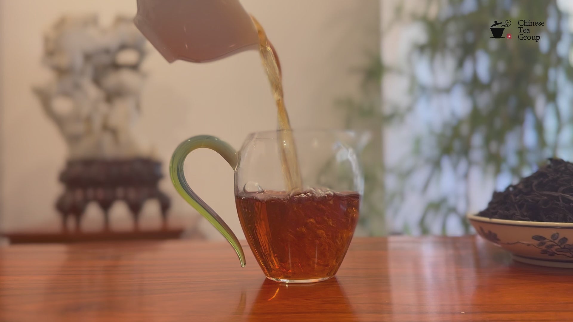 Da Hong Pao Wuyi Rock Oolong Tea (2024 Best Seller) brewing tea liquor at Chinese Tea Group