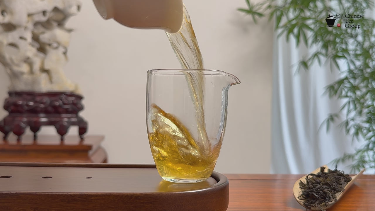 Dan Cong Oolong Tea Da Wu Ye (Big Dark Leaf) - Phoenix Mountain real brewing video Chinese Tea Group