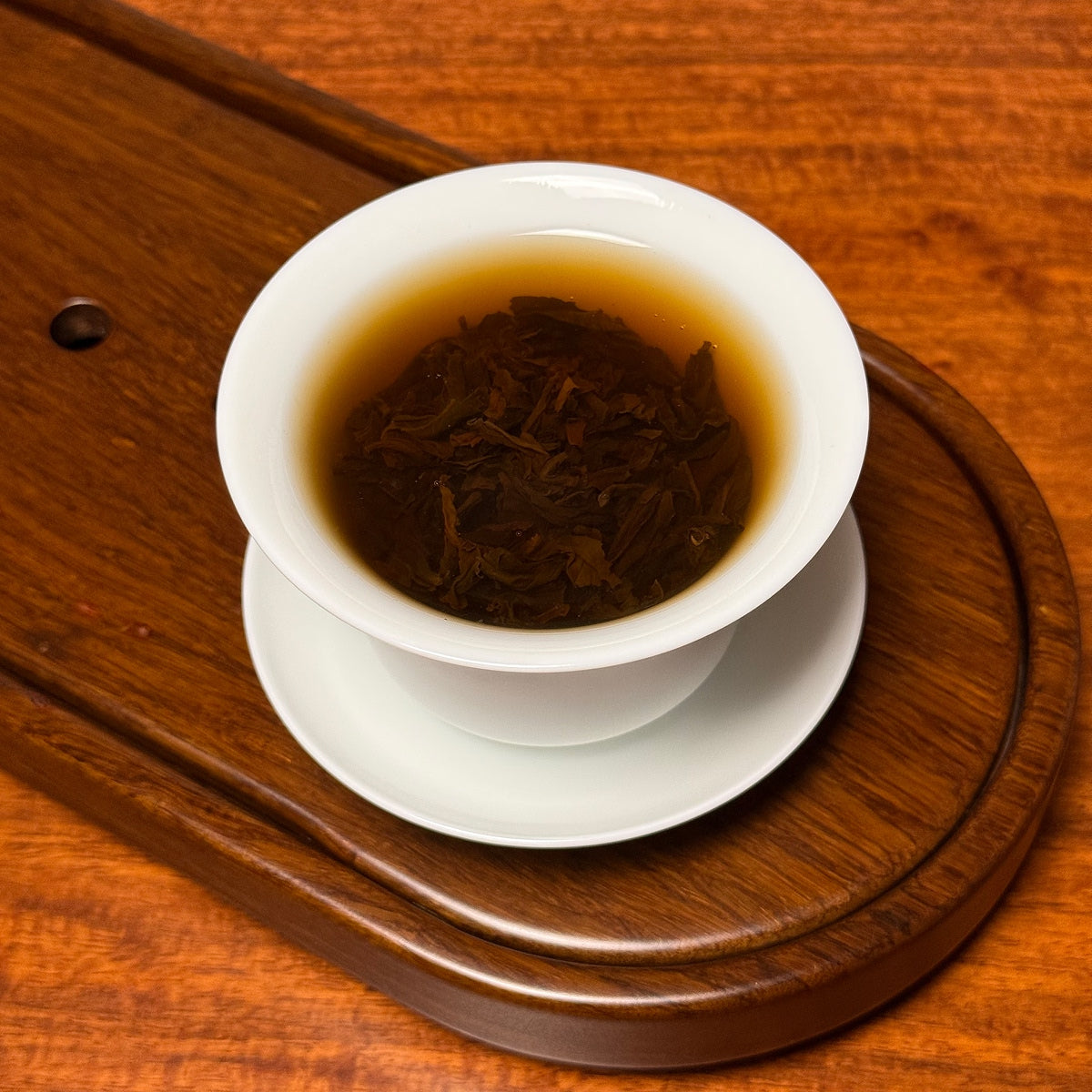 Rou Gui Oolong Tea (Cinnamon) Wuyi Rock Tea Gongfu brewing showing traditional tea art